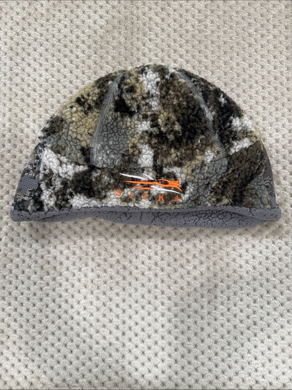 Sitka Men's Camo Fleece Beanie - Gray with Orange Logo